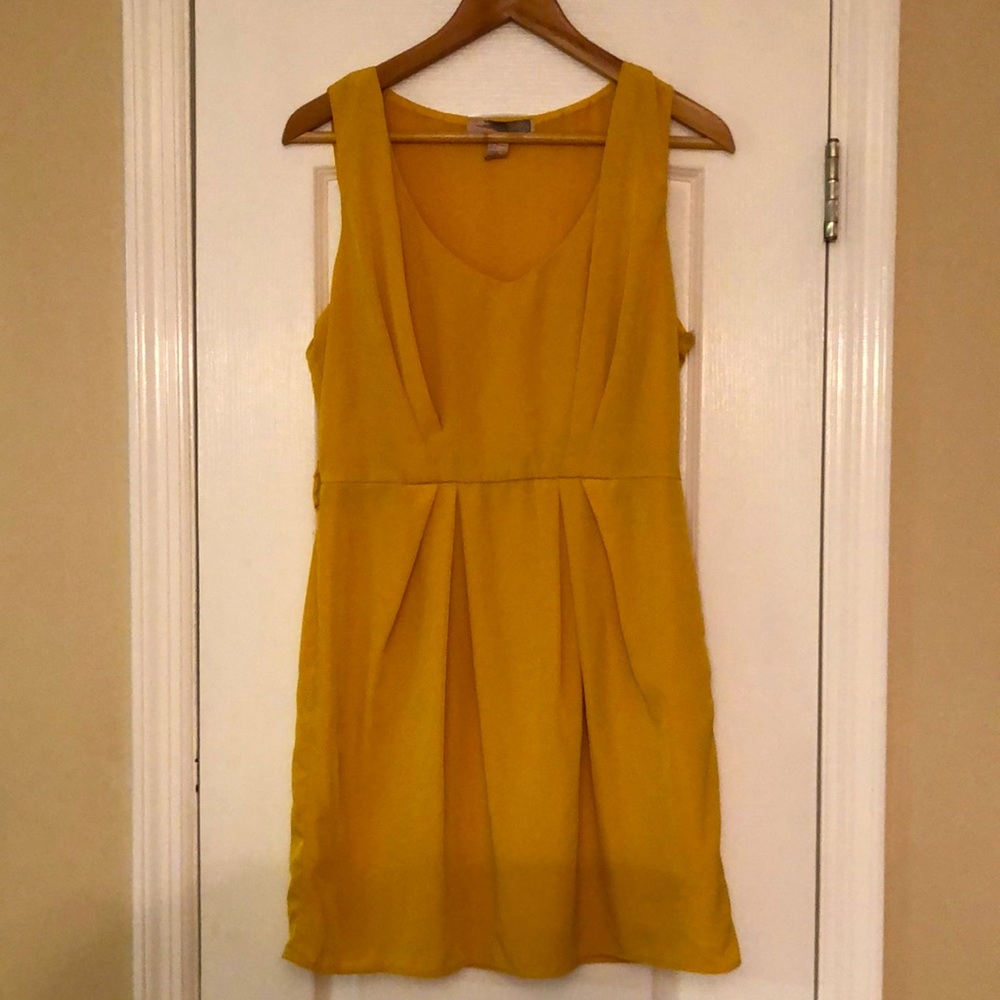 Yellow sleeveless dress